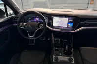 Volkswagen Touareg din 2022 cu 83.792 km - oferta VOL154649 - foto 10