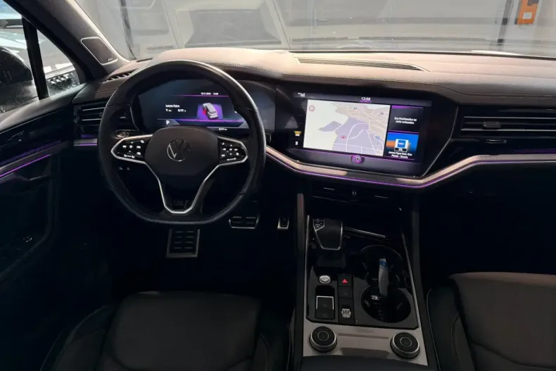 Volkswagen Touareg din 2022 cu 83.792 km - oferta VOL154649 - foto 10