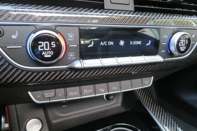 Audi A5 din 2024 cu 47.850 km - oferta AUD154653 - foto 19