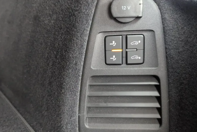 Volkswagen Touareg din 2022 cu 69.358 km - oferta VOL154655 - foto 12