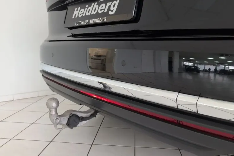 Volkswagen Touareg din 2022 cu 69.358 km - oferta VOL154655 - foto 13