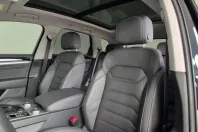 Volkswagen Touareg din 2022 cu 69.358 km - oferta VOL154655 - foto 14