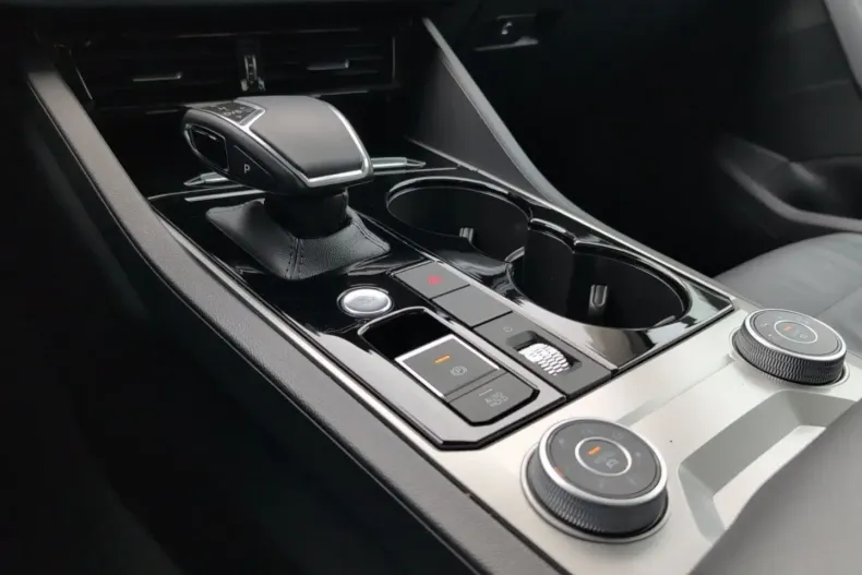 Volkswagen Touareg din 2022 cu 69.358 km - oferta VOL154655 - foto 46