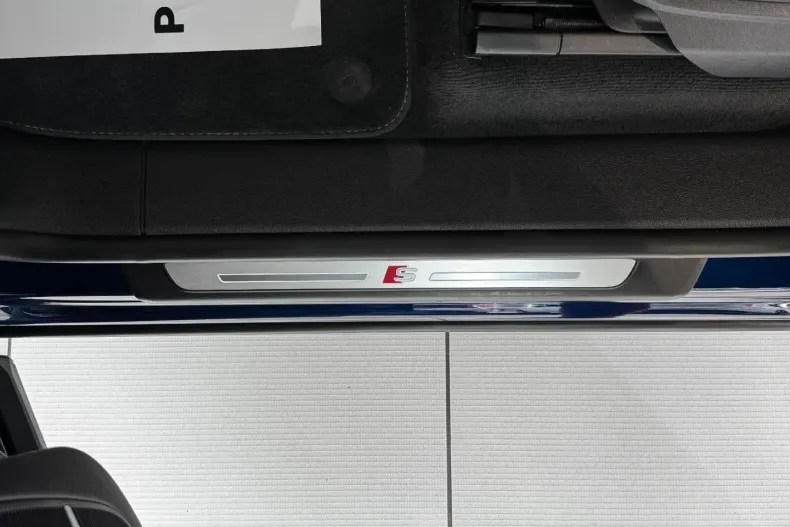 Audi SQ8 din 2021 cu 89.000 km - oferta AUD154659 - foto 29