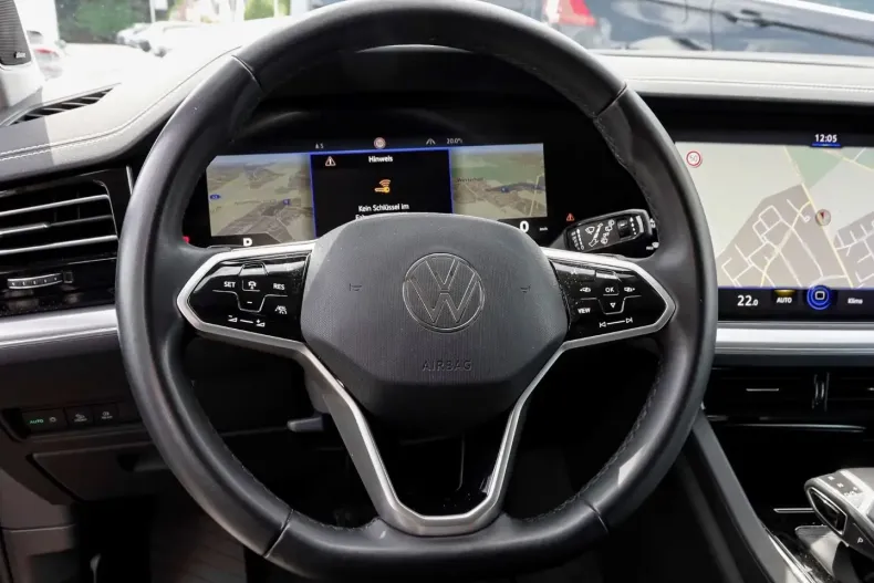 Volkswagen Touareg din 2022 cu 60.333 km - oferta VOL154660 - foto 10