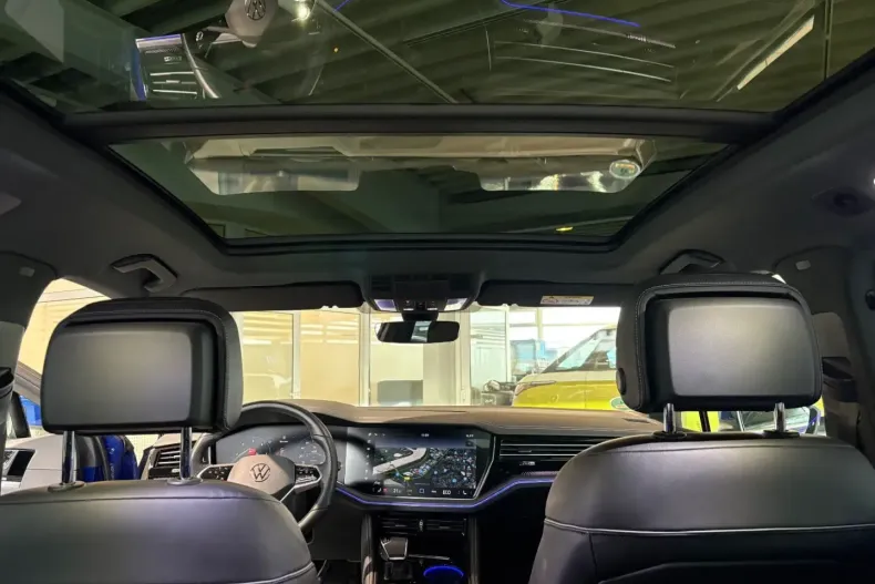 Volkswagen Touareg din 2023 cu 44.130 km - oferta VOL154664 - foto 15