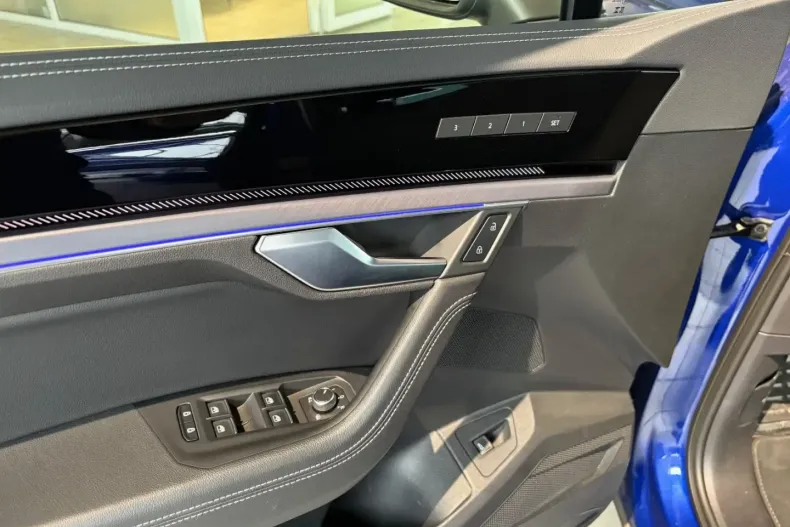 Volkswagen Touareg din 2023 cu 44.130 km - oferta VOL154664 - foto 16