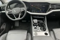 Volkswagen Touareg din 2023 cu 90.470 km - oferta VOL154666 - foto 13