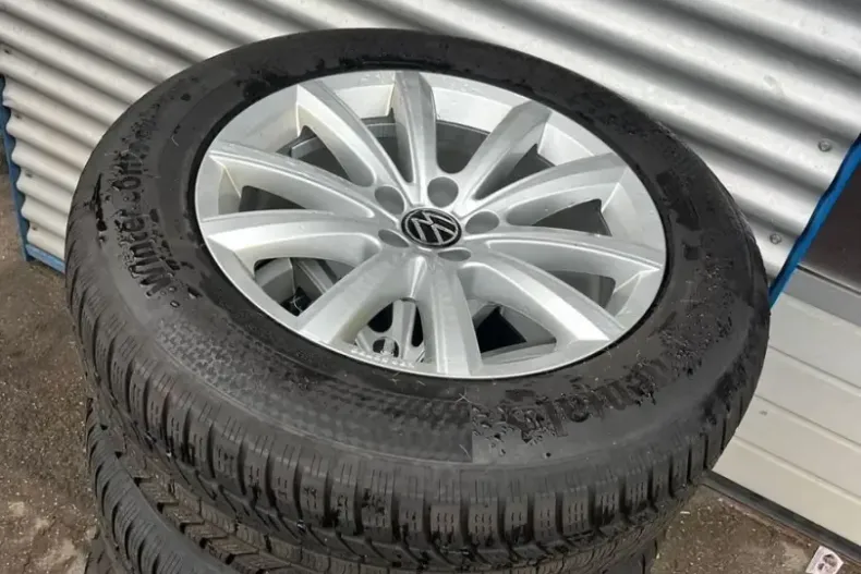 Volkswagen Touareg din 2023 cu 90.470 km - oferta VOL154666 - foto 39