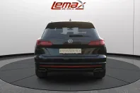 Volkswagen Touareg din 2021 cu 75.800 km - oferta VOL154667 - foto 5