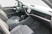 Volkswagen Touareg din 2021 cu 75.800 km - oferta VOL154667 - foto 10