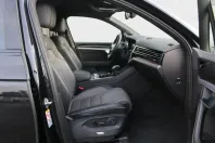 Volkswagen Touareg din 2021 cu 75.800 km - oferta VOL154667 - foto 11