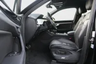 Volkswagen Touareg din 2021 cu 75.800 km - oferta VOL154667 - foto 14