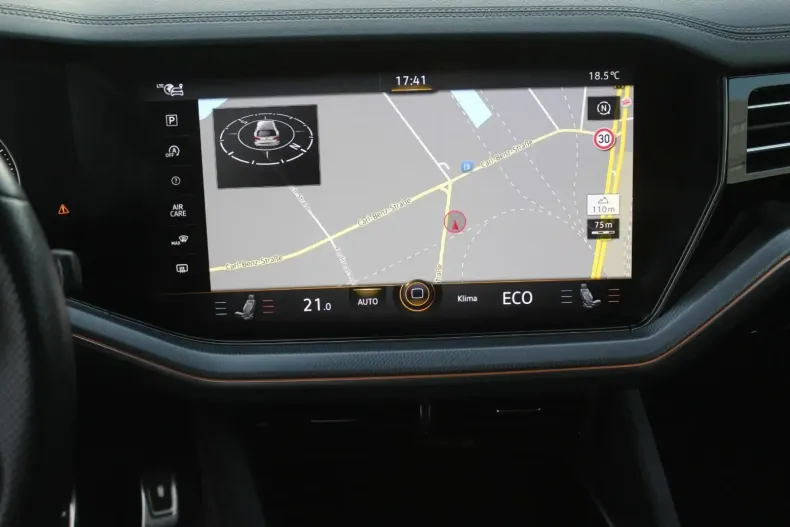 Volkswagen Touareg din 2021 cu 75.800 km - oferta VOL154667 - foto 23