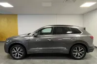 Volkswagen Touareg din 2022 cu 97.700 km - oferta VOL154670 - foto 2