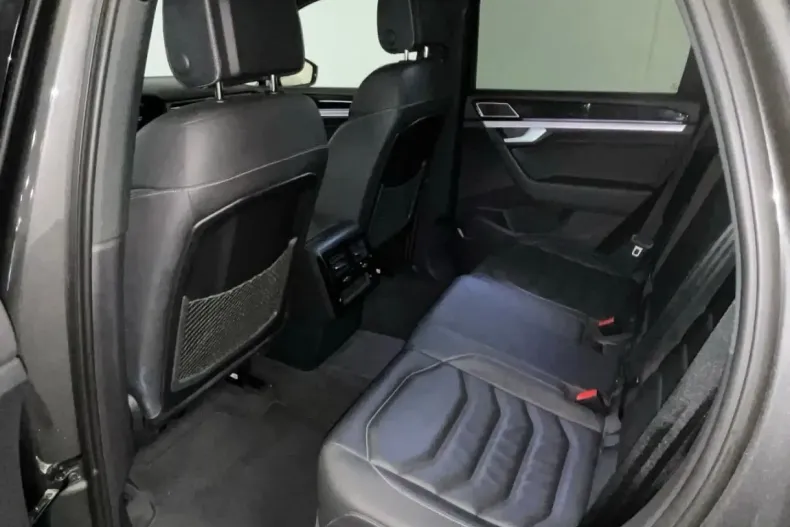 Volkswagen Touareg din 2022 cu 97.700 km - oferta VOL154670 - foto 6