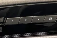 Volkswagen Touareg din 2022 cu 97.700 km - oferta VOL154670 - foto 14