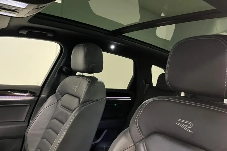 Volkswagen Touareg din 2022 cu 97.700 km - oferta VOL154670 - foto 15