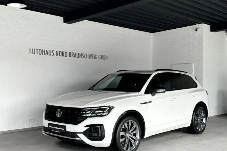 Volkswagen Touareg din 2020 cu 70.055 km - oferta VOL154671 - foto 1