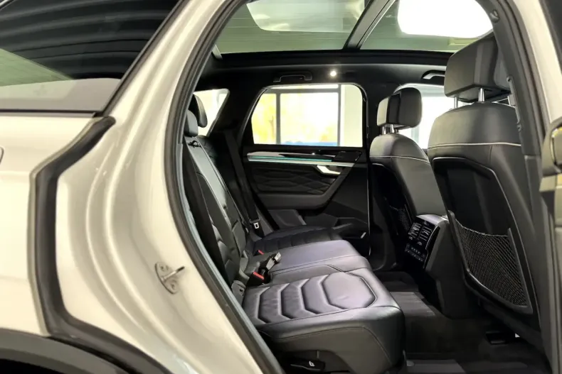 Volkswagen Touareg din 2020 cu 70.055 km - oferta VOL154671 - foto 8