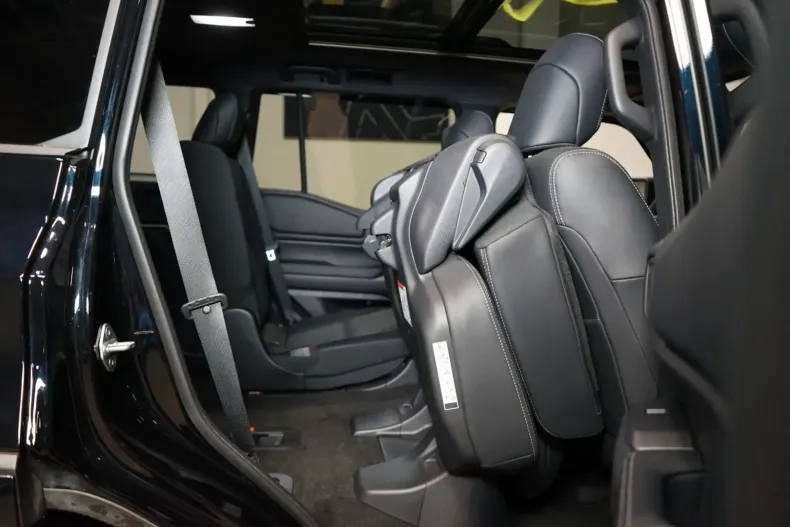 Toyota Land Cruiser din 2024 cu 12.388 km - oferta TOY154674 - foto 19