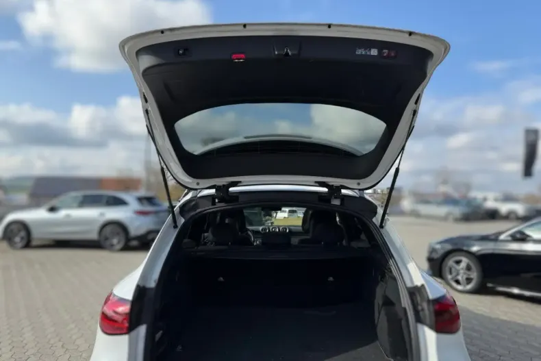 Mercedes-Benz GLC 300 din 2024 cu 24.900 km - oferta MER154675 - foto 5