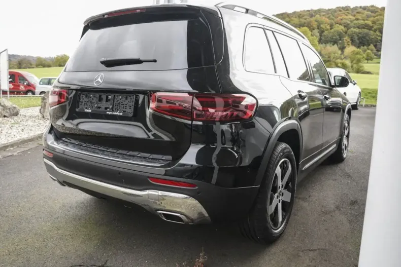 Mercedes-Benz GLB 250 din 2025 cu 10.738 km - oferta MER154676 - foto 3