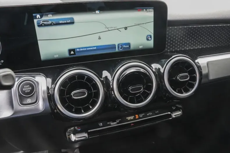 Mercedes-Benz GLB 250 din 2025 cu 10.738 km - oferta MER154676 - foto 16