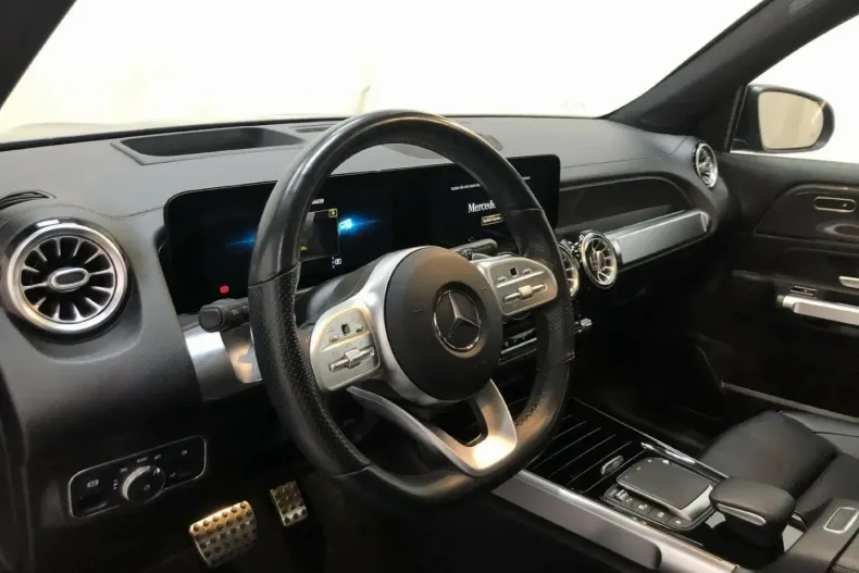 Mercedes-Benz GLB 250 din 2021 cu 66.700 km - oferta MER154681 - foto 11