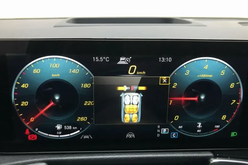 Mercedes-Benz GLB 250 din 2021 cu 66.700 km - oferta MER154681 - foto 18