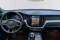 Volvo XC60 din 2023 cu 38.000 km - oferta VOL154682 - foto 4