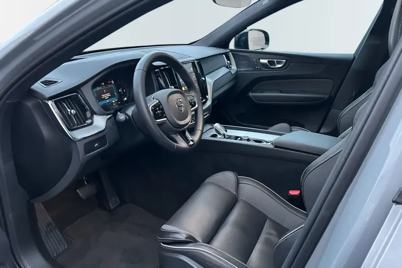 Volvo XC60 din 2023 cu 38.000 km - oferta VOL154682 - foto 10