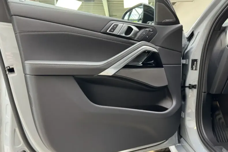 BMW X6 din 2024 cu 5.900 km - oferta BMW154687 - foto 15