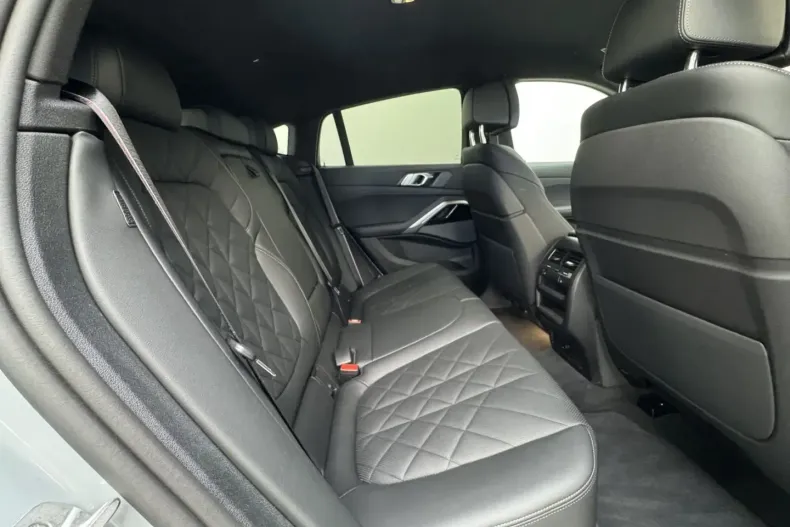 BMW X6 din 2024 cu 5.900 km - oferta BMW154687 - foto 26