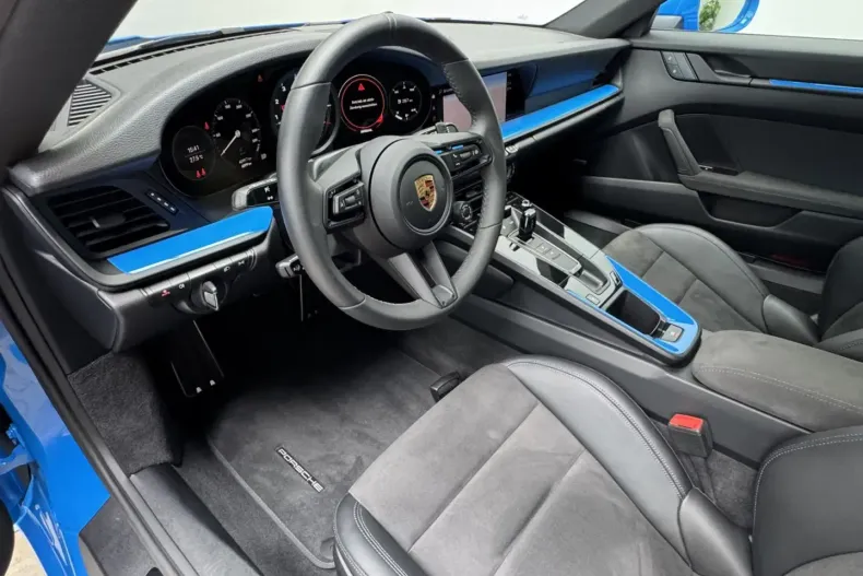 Porsche 992 din 2023 cu 4.199 km - oferta POR154689 - foto 9