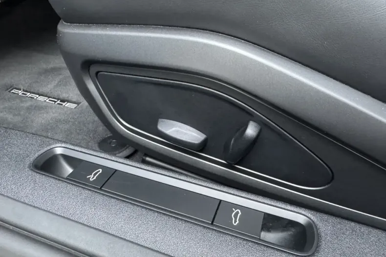 Porsche 992 din 2023 cu 4.199 km - oferta POR154689 - foto 15