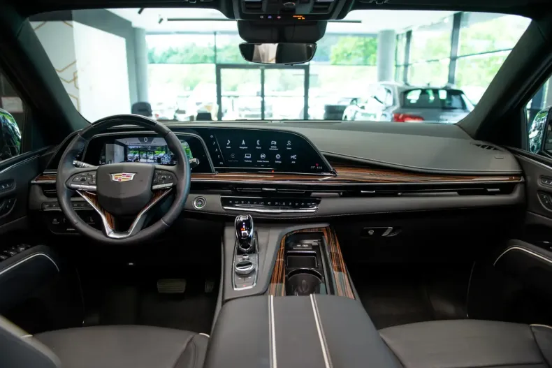 Cadillac Escalade din 2025 cu 4.260 km - oferta CAD154693 - foto 15