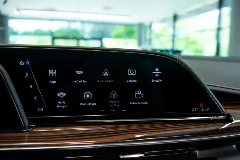 Cadillac Escalade din 2025 cu 4.260 km - oferta CAD154693 - foto 23