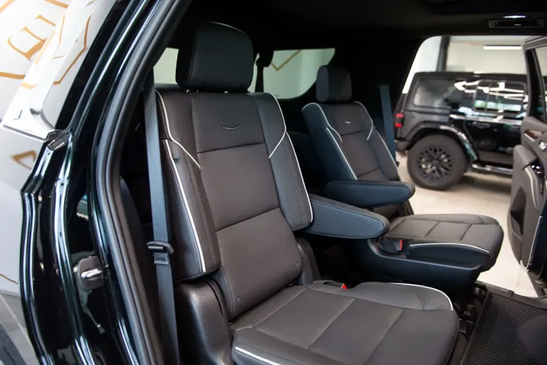 Cadillac Escalade din 2025 cu 4.260 km - oferta CAD154693 - foto 31