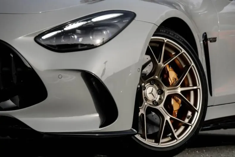 Mercedes-Benz AMG GT din 2024 cu 9.409 km - oferta MER154705 - foto 6