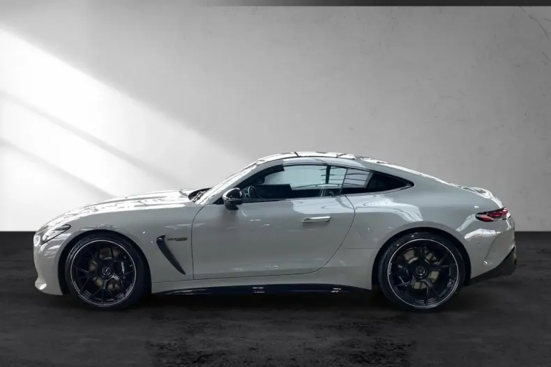 Mercedes-Benz AMG GT din 2024 cu 9.530 km - oferta MER154706 - foto 2