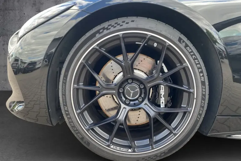 Mercedes-Benz AMG GT din 2024 cu 7.576 km - oferta MER154708 - foto 18