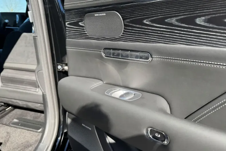 Genesis G90 din 2025 cu 7.900 km - oferta GEN154711 - foto 12