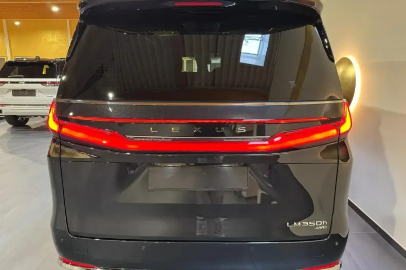 Lexus LM din 2025 cu 50 km - oferta LEX154717 - foto 8