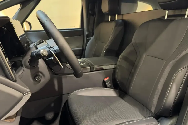 Lexus LM din 2025 cu 50 km - oferta LEX154717 - foto 11