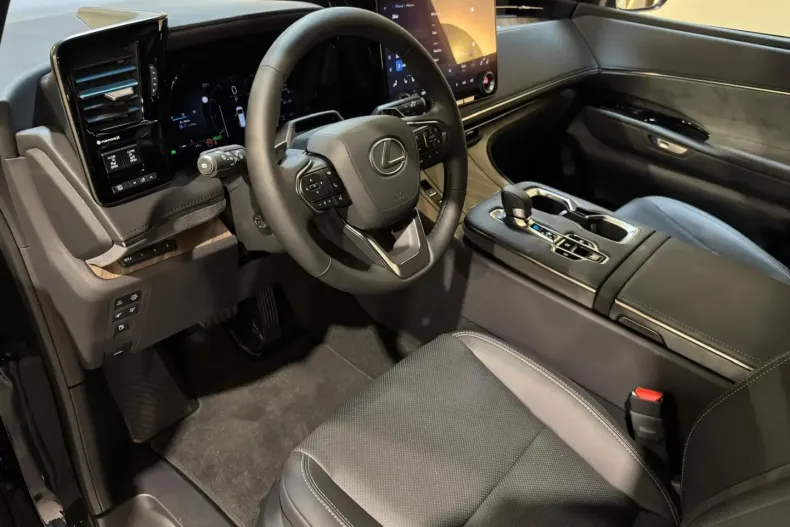 Lexus LM din 2025 cu 50 km - oferta LEX154717 - foto 13