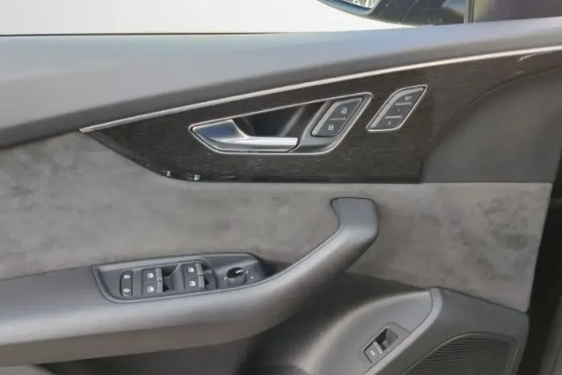 Audi SQ8 din 2022 cu 74.011 km - oferta AUD154722 - foto 15