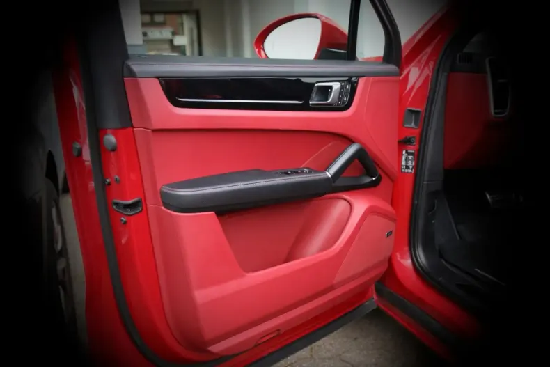 Porsche Cayenne din 2022 cu 73.057 km - oferta POR154724 - foto 12