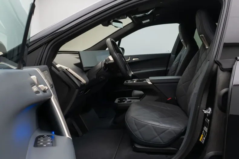 BMW iX din 2022 cu 47.292 km - oferta BMW154745 - foto 18