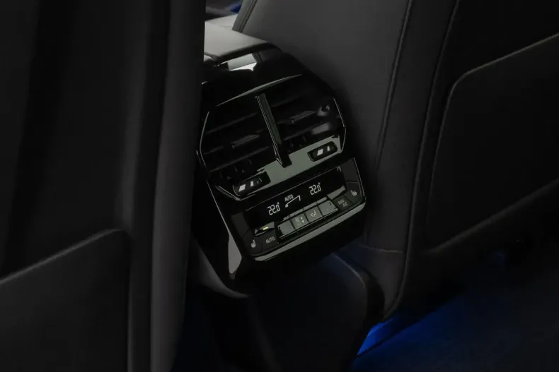 BMW iX din 2022 cu 47.292 km - oferta BMW154745 - foto 29